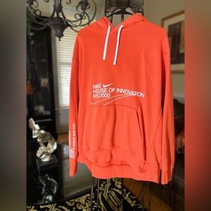 Nike House of Innovation NYC/000 Orange Pullover Hoodie XL